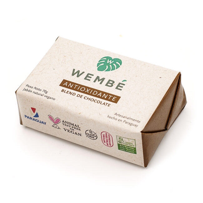 Jabón Antioxidante WEMBÉ de chocolate en su empaque de papel artesanal
